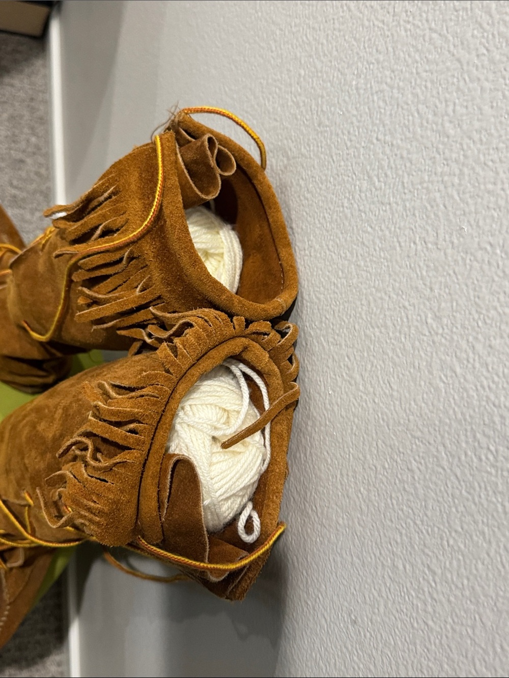 Vintage Minnetonka Brown Suede Fringe Knee High Lace Up Boots - Picture 8 of 16